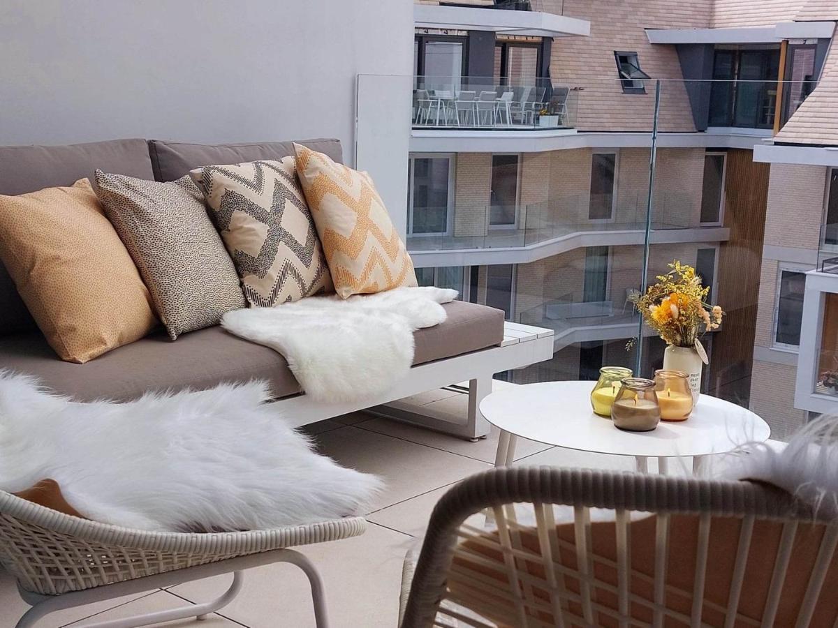 Villa Creole 0308 Luxe Appartement Met Verwarmd Zwembad Nieuwpoort Jachthaven 外观 照片